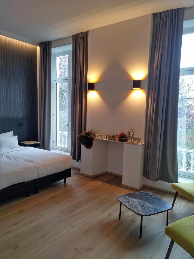 Hotel Kronacker ทีเนน ภายนอก รูปภาพ